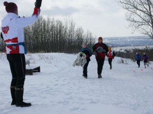KC Nose Hill 2014 Penny_cheers_on_Kaisa_and_Karen800x600